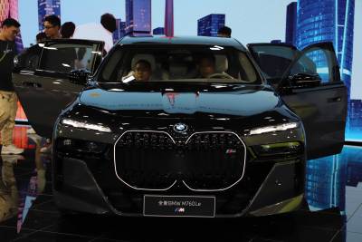 2023款 M760Le xDrive-外观-图片-有驾