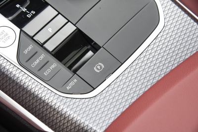 2026款 330Li M运动曜夜套装-内饰-图片-有驾