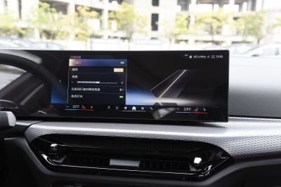 2026款 330Li M运动曜夜套装-内饰-图片-有驾