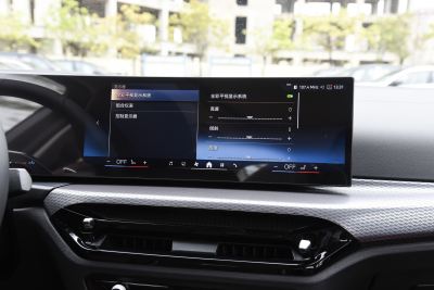 2026款 330Li M运动曜夜套装-内饰-图片-有驾