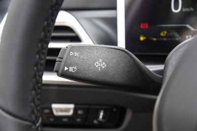 2026款 330Li M运动曜夜套装-内饰-图片-有驾