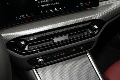 2026款 330Li M运动曜夜套装-内饰-图片-有驾