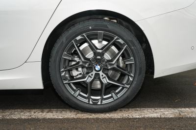 2026款 330Li M运动曜夜套装-外观-图片-有驾