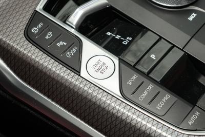 2026款 330Li M运动曜夜套装-内饰-图片-有驾