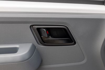 2024款 300km 舒适型客车版 60kW-空间-图片-有驾