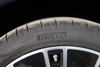 2026款 E 300 L 尊贵型-外观-图片-有驾