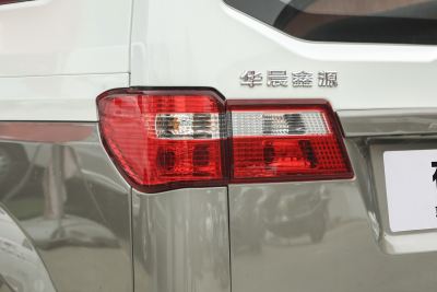 2023款 1.5L 财富型客车5/6/7座无空调版SWC15M-外观-图片-有驾