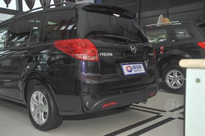 2014款 1.6L 手动7座开拓版-外观-图片-有驾
