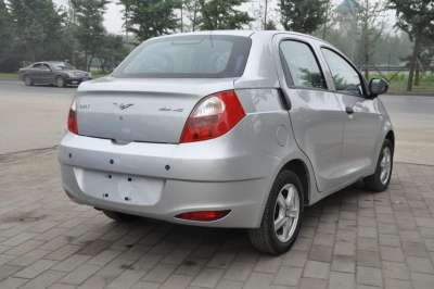 2010款 1.3L AMT豪华型-外观-图片-有驾