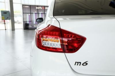 2017款 1.6L 手动运动智能型-外观-图片-有驾