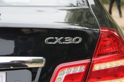 2011款 三厢 2.0L 自动旗舰版-外观-图片-有驾