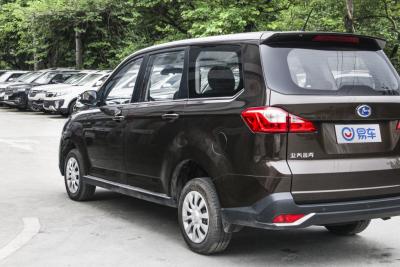 2017款 1.5L 手动公务舱-外观-图片-有驾