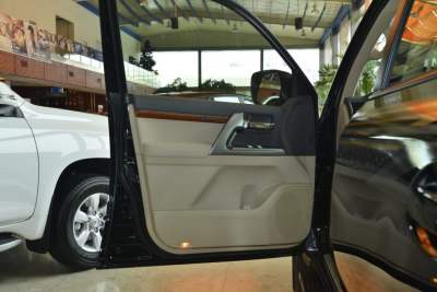 2012款 4.6L 自动VX-R-内饰-图片-有驾