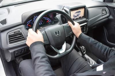 2016款 1.6L CVT尊享型天窗版-内饰-图片-有驾