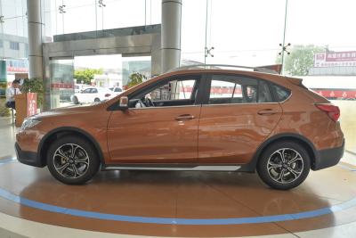 2015款 CROSS 1.5L 手动智尊型-外观-图片-有驾