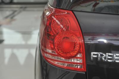 2014款 1.6L 手动7座开拓版-外观-图片-有驾