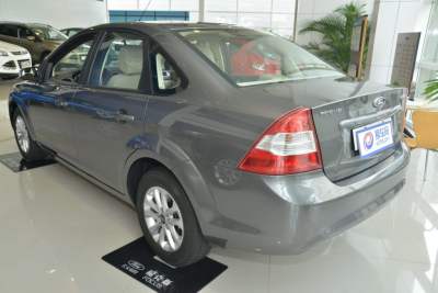 2013款 三厢经典 1.8L 手动基本型-外观-图片-有驾
