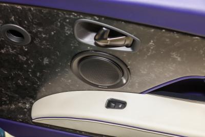 2022款 DBS Superleggera V12 Volante Q定制幻彩光谱蓝-内饰-图片-有驾