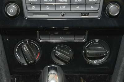 2015款 质惠版 1.6L 手动舒适型-内饰-图片-有驾