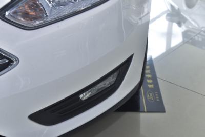 2015款 三厢 1.6L 手动舒适型-外观-图片-有驾