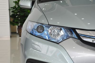 2013款 1.3L 标准型-外观-图片-有驾