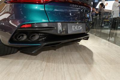 2022款 DBS Superleggera V12 Volante Q定制幻彩光谱蓝-外观-图片-有驾