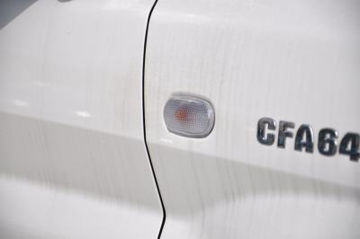 2010款 经典版 2.0L 四驱豪华型-外观-图片-有驾
