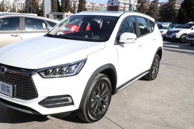 2019款 宋EV500 智联领动型-外观-图片-有驾