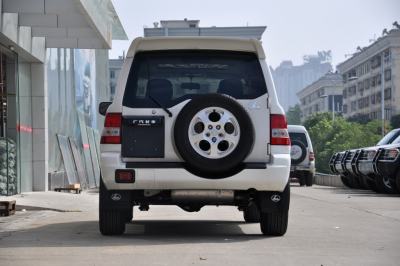 2010款 经典版 2.0L 四驱豪华型-外观-图片-有驾