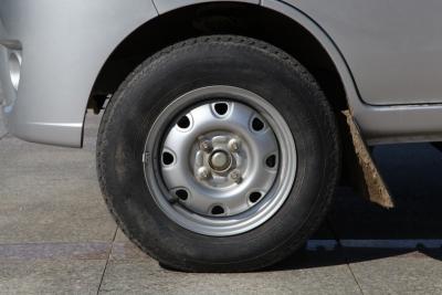 2012款 1.0L空调型M10R-外观-图片-有驾