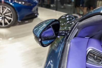 2022款 DBS Superleggera V12 Volante Q定制幻彩光谱蓝-外观-图片-有驾