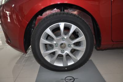 2012款 1.5L AMT灵动版-外观-图片-有驾