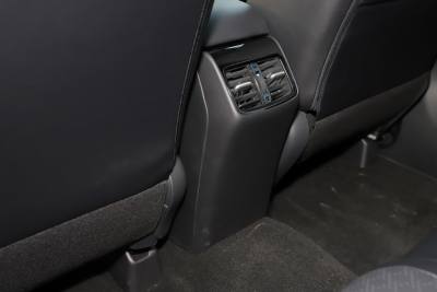 2020款 210TURBO CVT豪华版-空间-图片-有驾