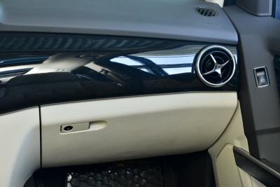 2011款 GLK 300 4MATIC 豪华型-内饰-图片-有驾