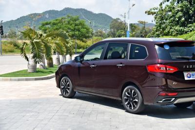 2017款 1.5T 7座自动旗舰型-外观-图片-有驾