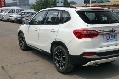 2016款 1.5T 手动两驱运动型-外观-图片-有驾