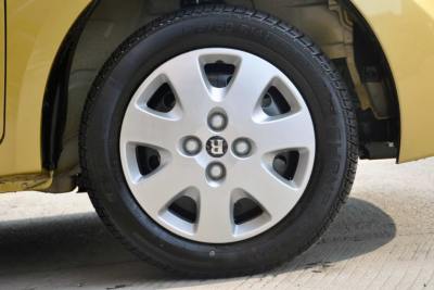 2011款 1.0L 手动智惠型-外观-图片-有驾