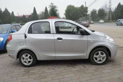 2010款 1.3L AMT豪华型-外观-图片-有驾