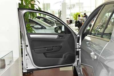 2015款 质惠版 1.6L 手动舒适型-内饰-图片-有驾