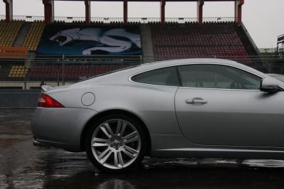 2009款 XKR 5.0L V8机械增压硬顶跑车-外观-图片-有驾