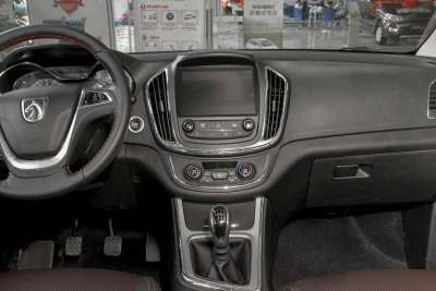 2016款 1.8L 手动豪华型-内饰-图片-有驾
