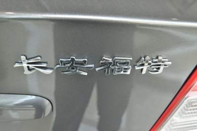 2013款 三厢经典 1.8L 手动基本型-外观-图片-有驾