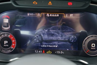 2021款 V10 Coupe performance-内饰-图片-有驾
