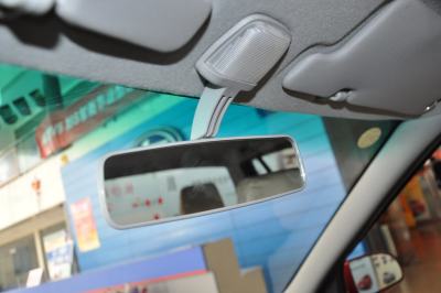 2012款 N3 1.0L 三厢基本型-内饰-图片-有驾