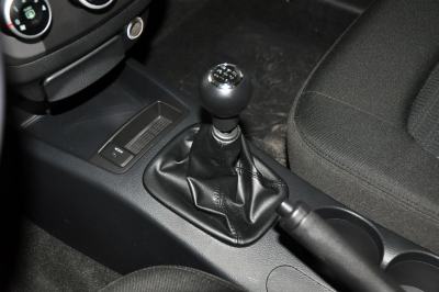2012款 1.6L MT GL-内饰-图片-有驾