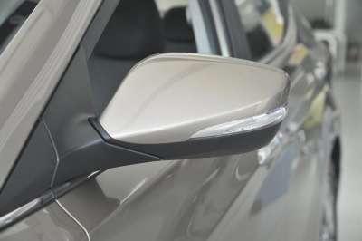 2015款 1.6L 手动领先型-外观-图片-有驾