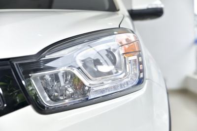 2015款 2.0L 四驱自动致纯版-外观-图片-有驾