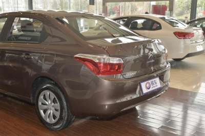 2015款 质尚版 1.6L 自动时尚型-外观-图片-有驾