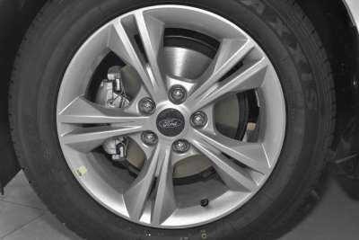 2015款 三厢 1.6L 手动舒适型-外观-图片-有驾
