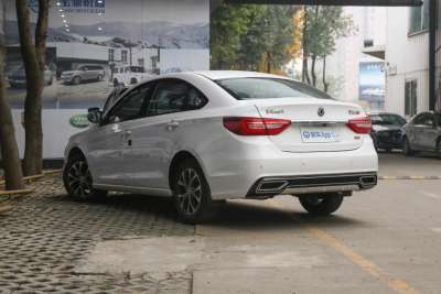 2019款 1.6L CVT绿通版-外观-图片-有驾